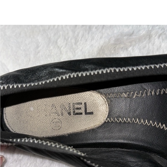 Authentic Vintage Chanel Interlocking C’s Loafers Re-heeled and soled 7.5 - Picture 3 of 8